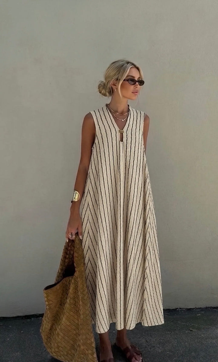 Robe midi, trapèze sans manches à rayures