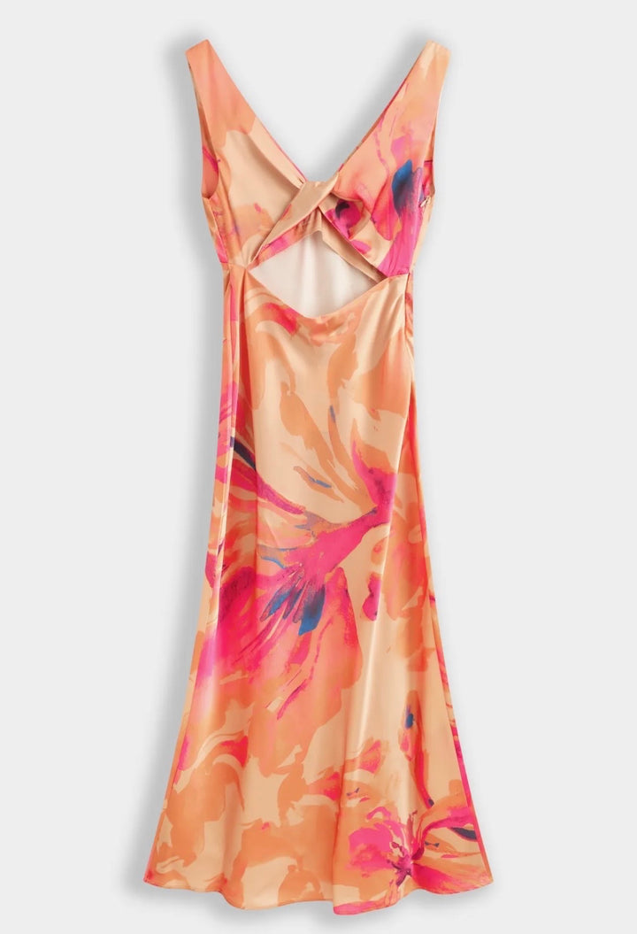 Robe longue à découpe torsadée